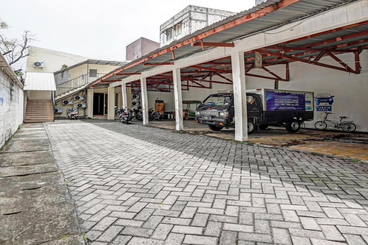 De Plaza Hotel Σουραμπάγια Εξωτερικό φωτογραφία